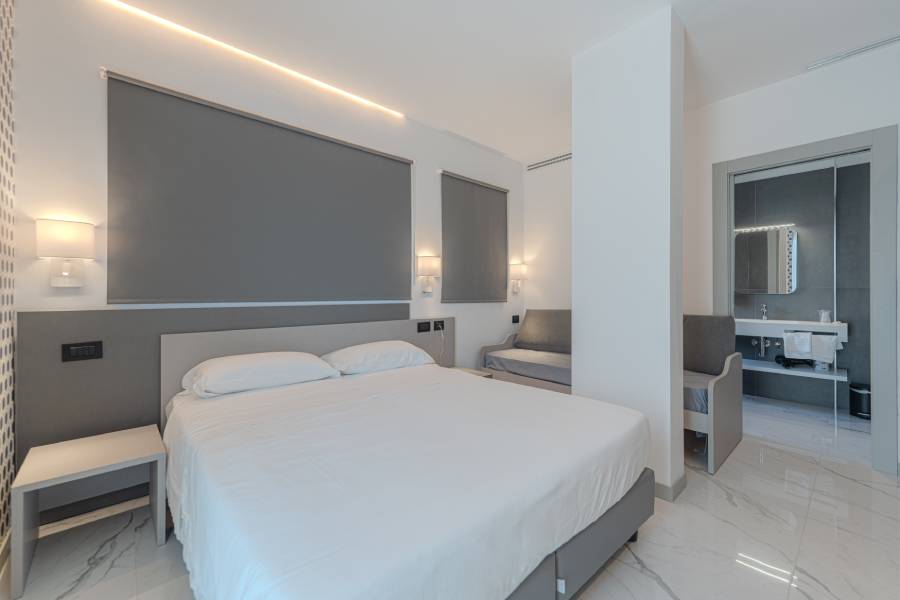 Camere in palazzina - Tripla - Hotel Villa Levi